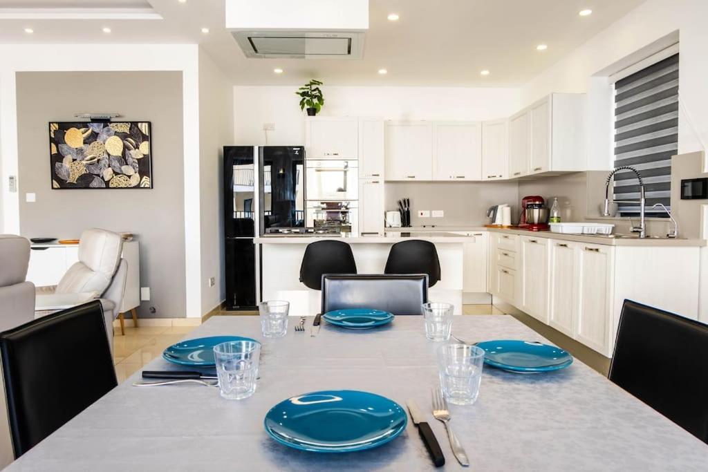 Mellieha, Luxury 3 Bedroom Azure Maisonette Zewnętrze zdjęcie